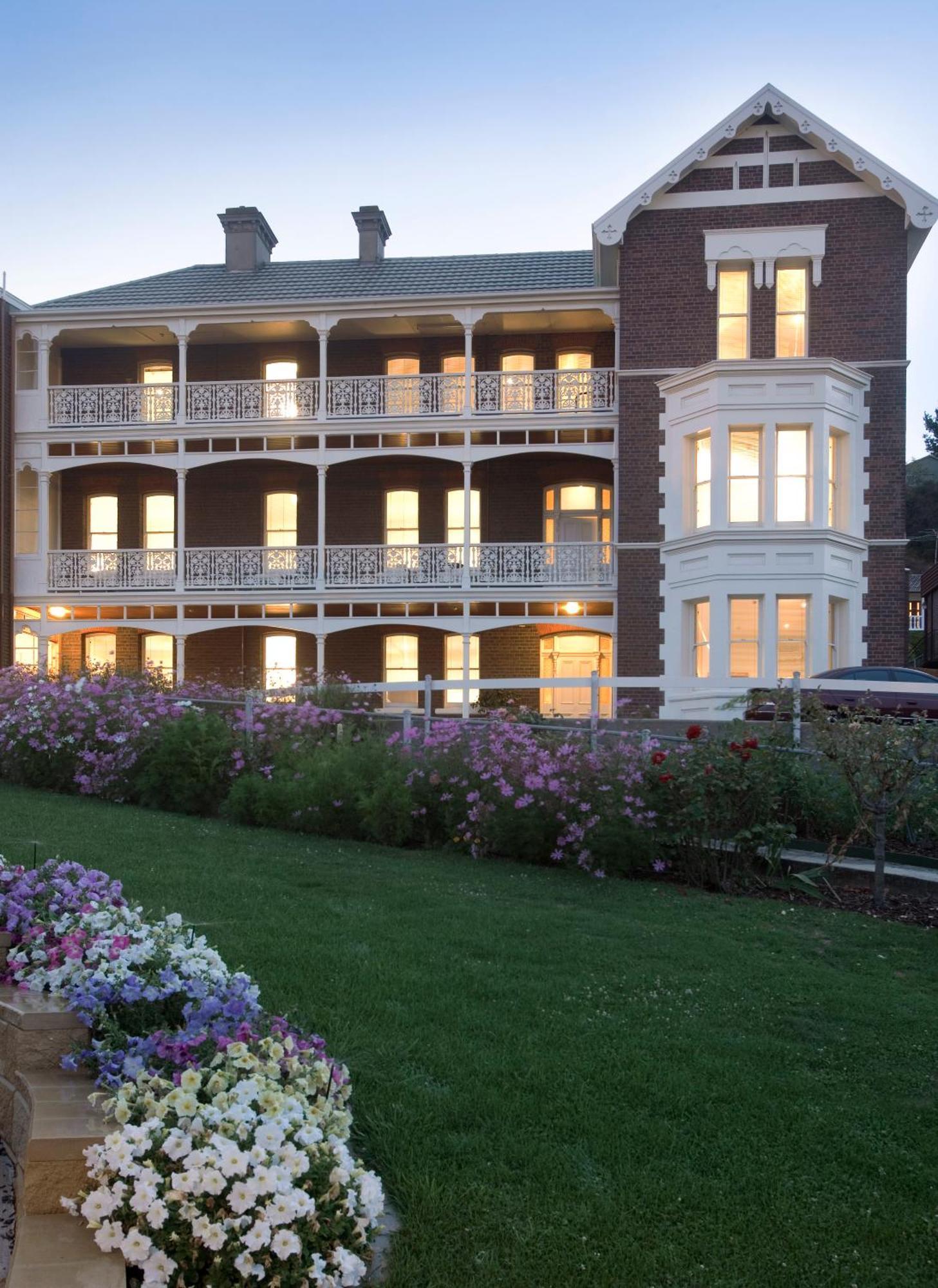 Auldington Hotel Launceston Exteriör bild