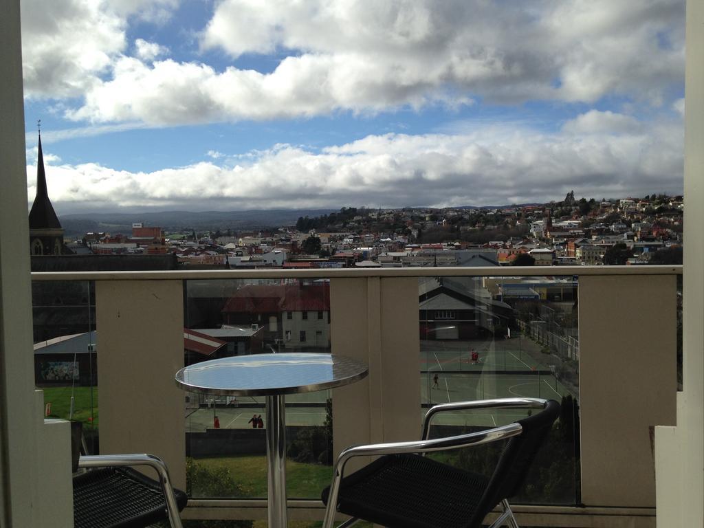 Auldington Hotel Launceston Exteriör bild